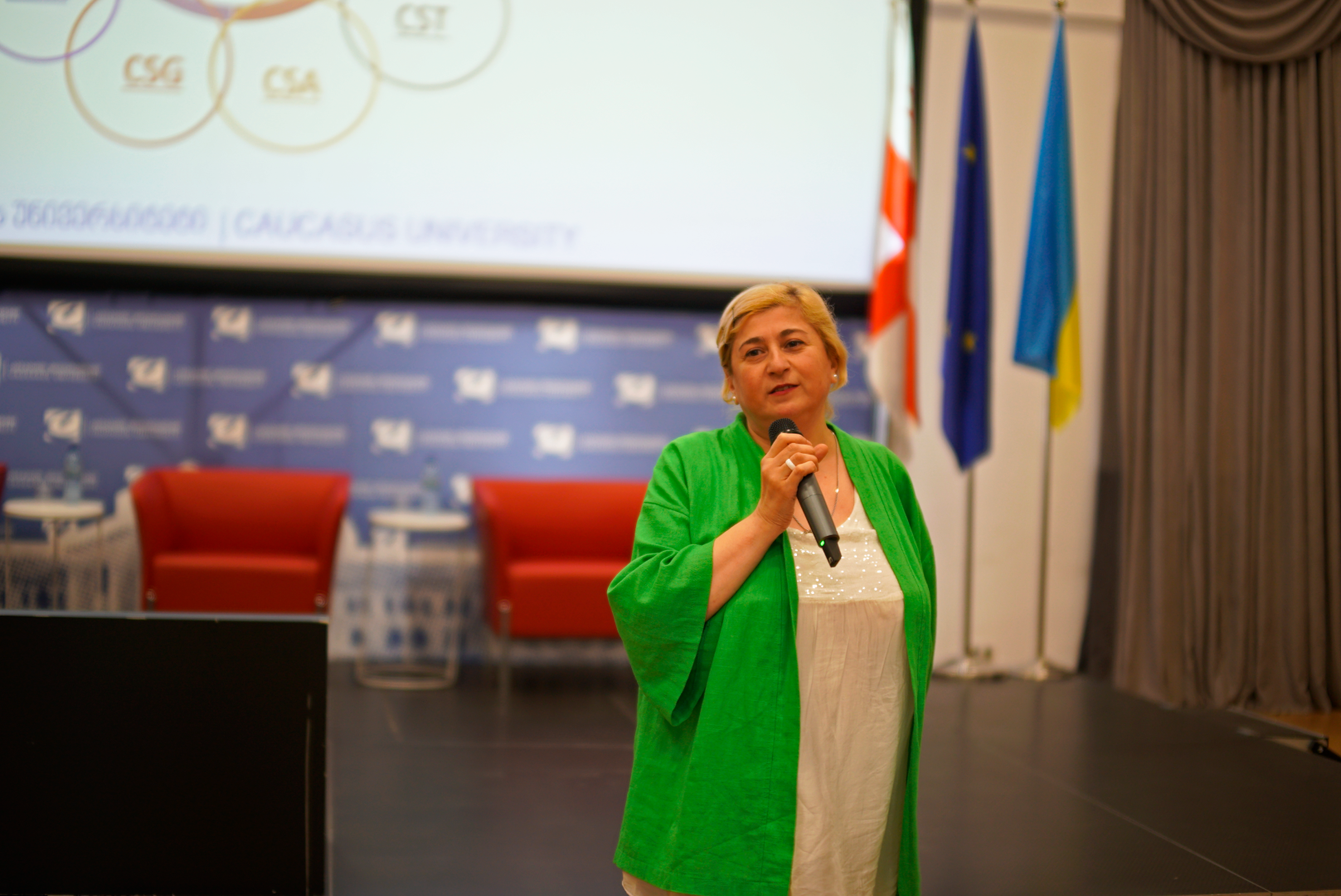 ქვემო ქართლის აზერბაიჯანულენოვანი აბიტურიენტების ვიზიტი CU-ში 