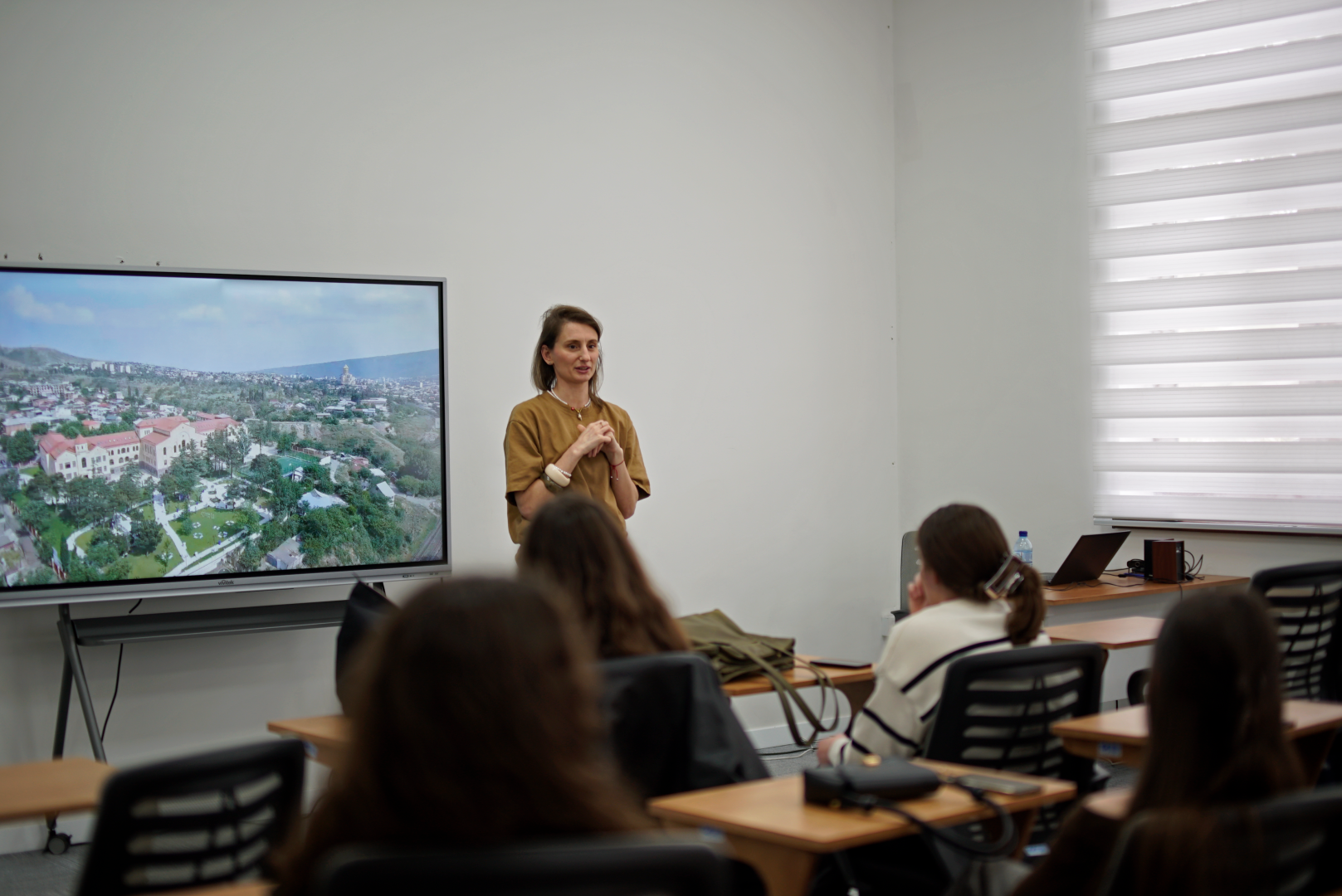 საინფორმაციო შეხვედრა აბიტურიენტებისთვის