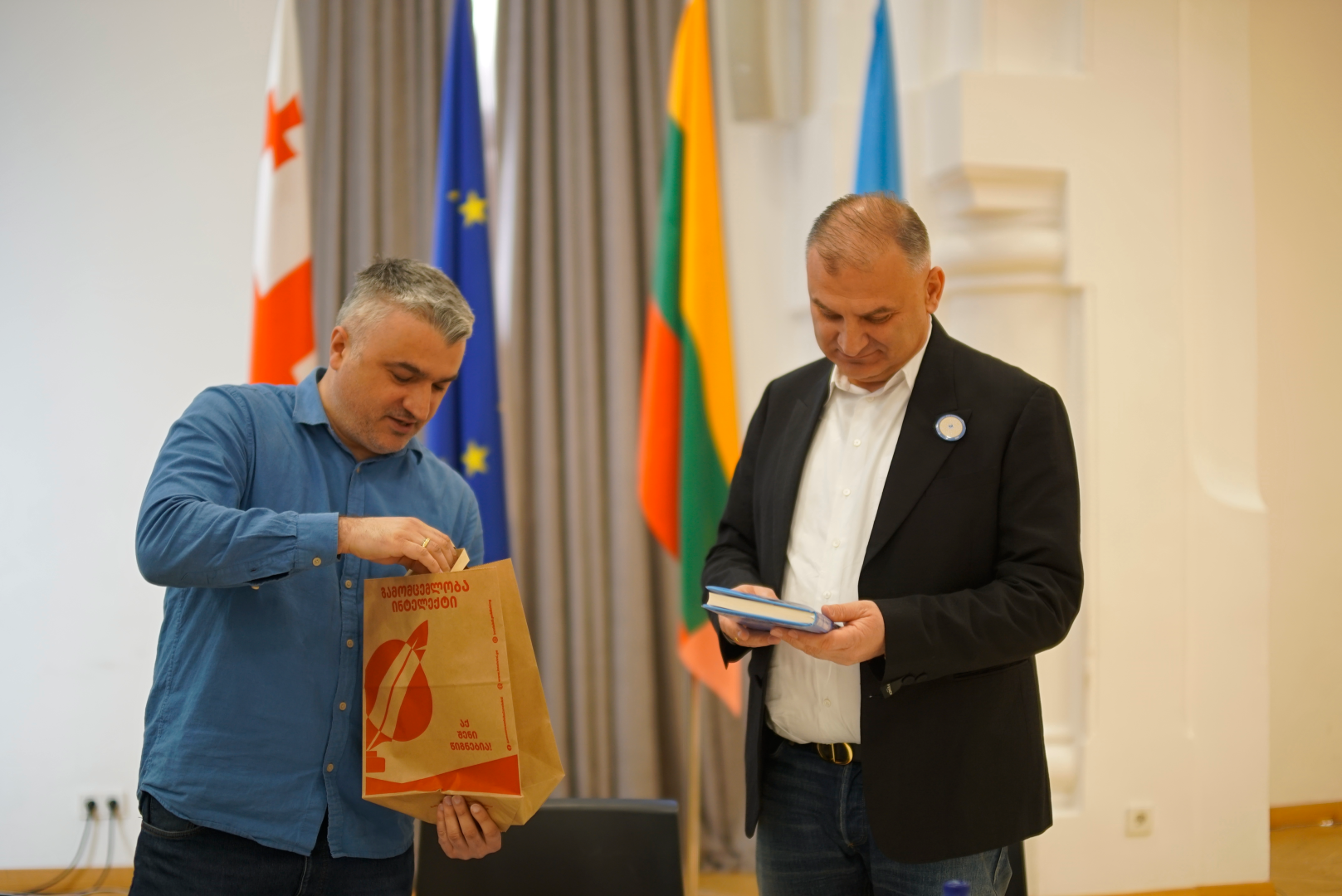 ქართული ენის დღე კავკასიის უნივერსიტეტში