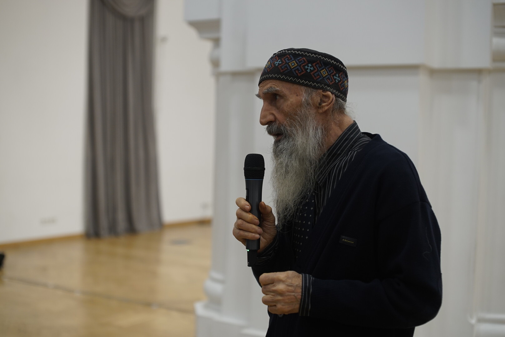 ქეინის უნივერსიტეტის წარმომადგენლები კავკასიის უნივერსიტეტში - ერთობლივი პროგრამების პრეზენტაცია