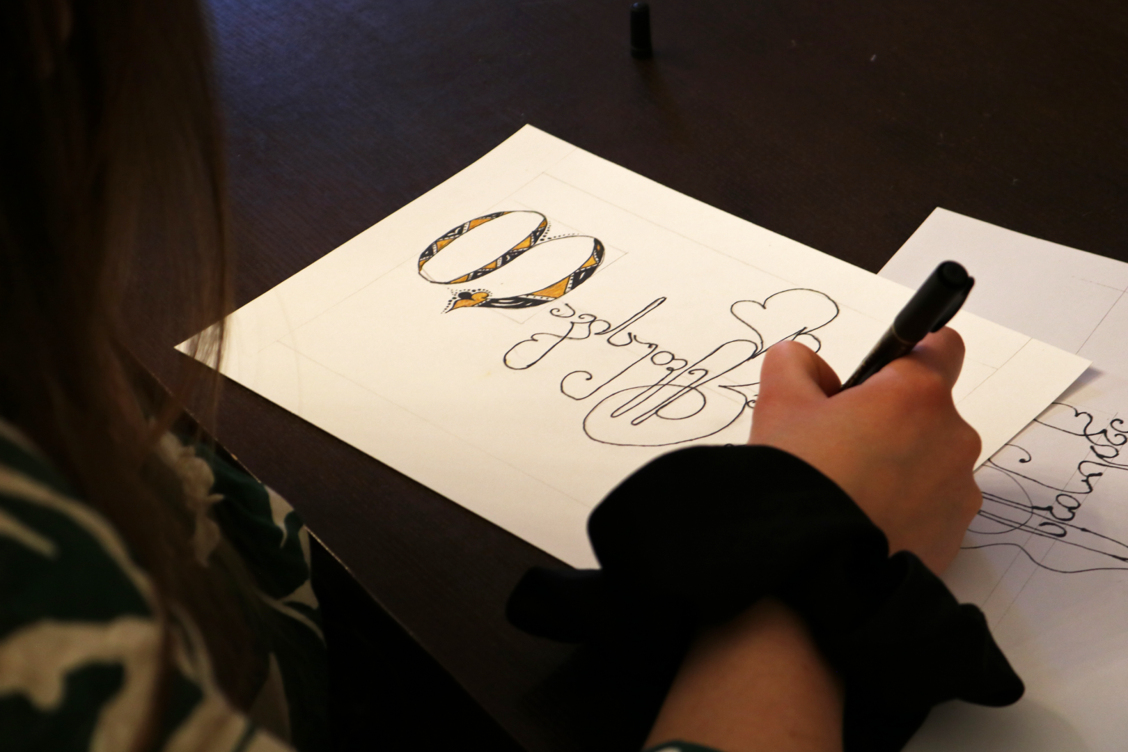 ქართული კალიგრაფიის ხელოვნების მასტერკლასი ვილნიუსის უნივერსიტეტში