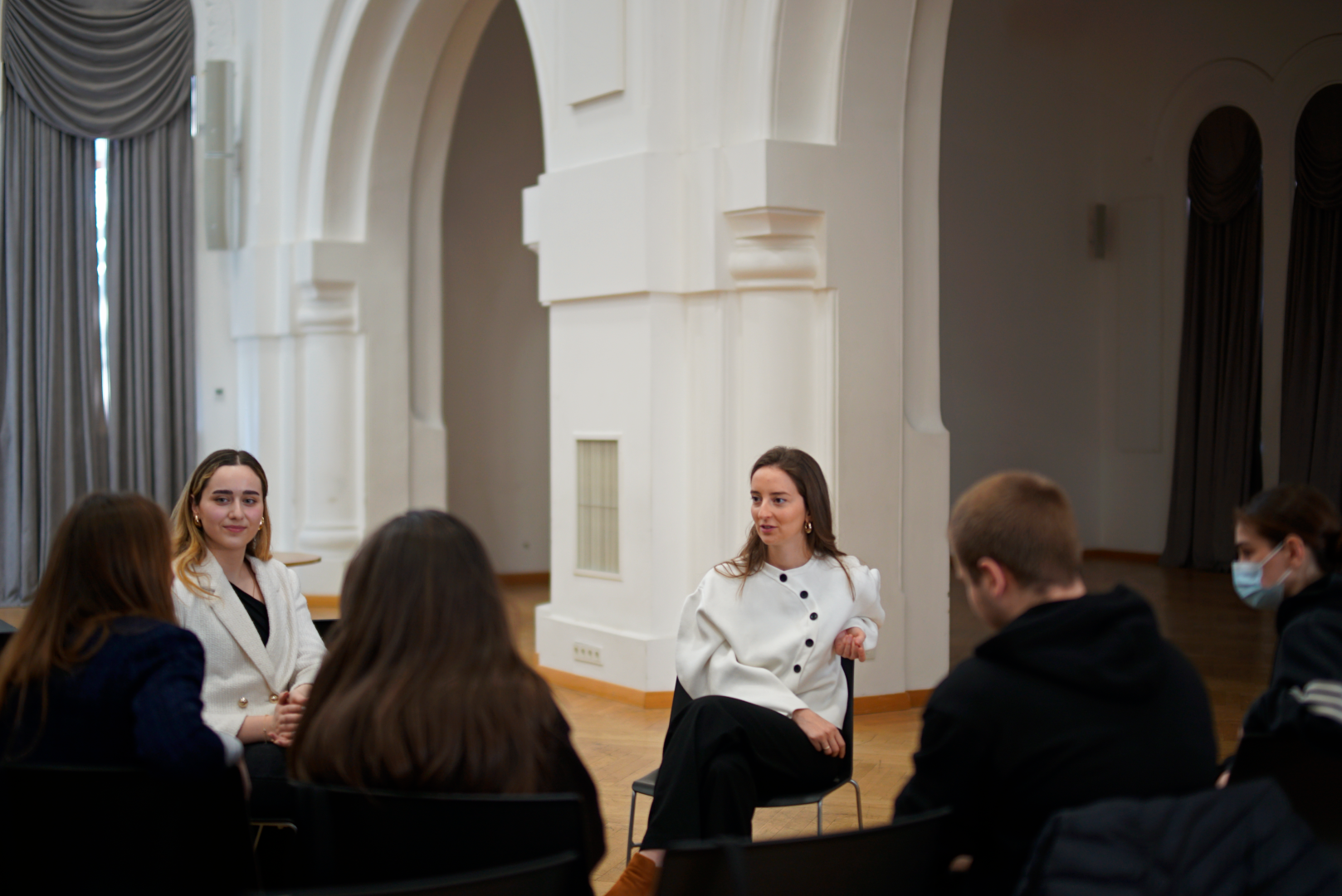 შეხვედრა აუდიტორული კომპანია EY-ის წარმომადგენელთან