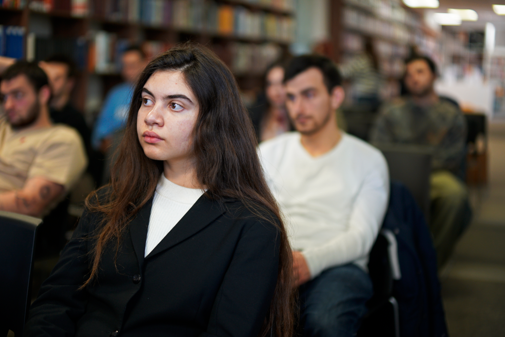 მომავლის პროფესიები AI ეპოქაში: როგორ იცვლება როლები და რა უნარებია გადამწყვეტი? 