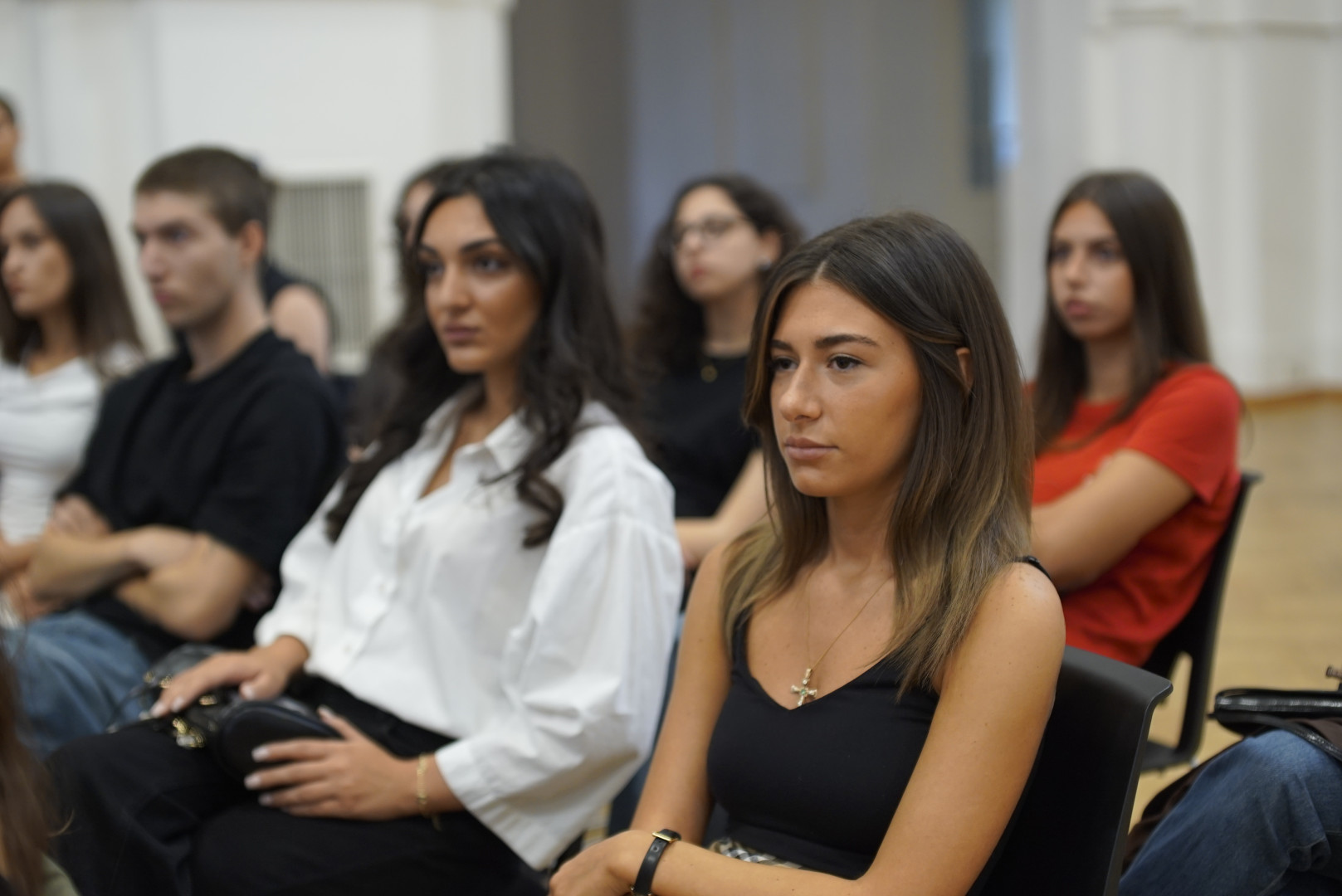 შეხვედრა კავკასიის უნივერსიტეტის მეოთხე ნაკადის ელჩებთან