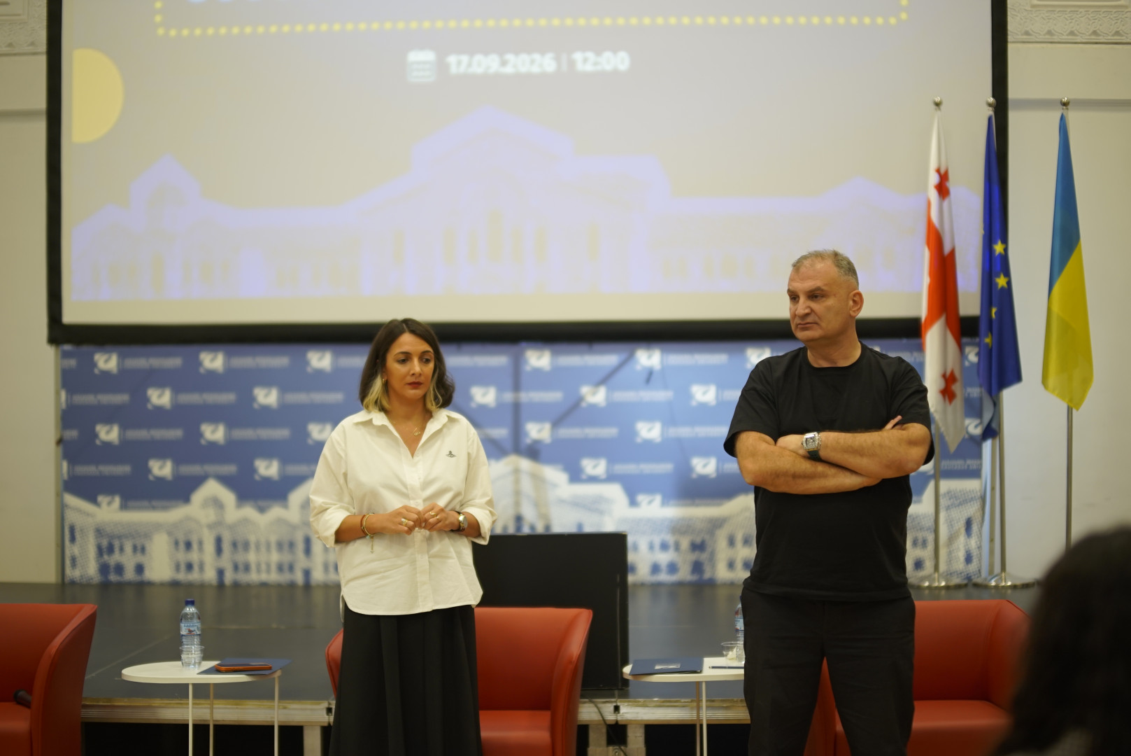 შეხვედრა კავკასიის უნივერსიტეტის მეოთხე ნაკადის ელჩებთან