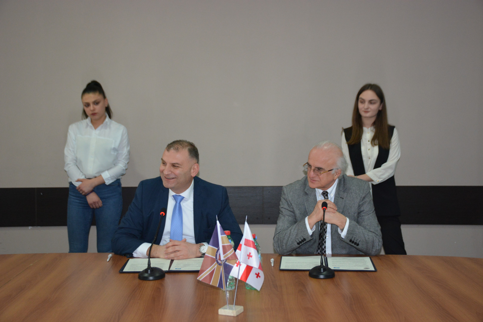 ურთიერთთანამშრომლობის მემორანდუმი გრიგოლ რობაქიძის სახელობის უნივერსიტეტთან