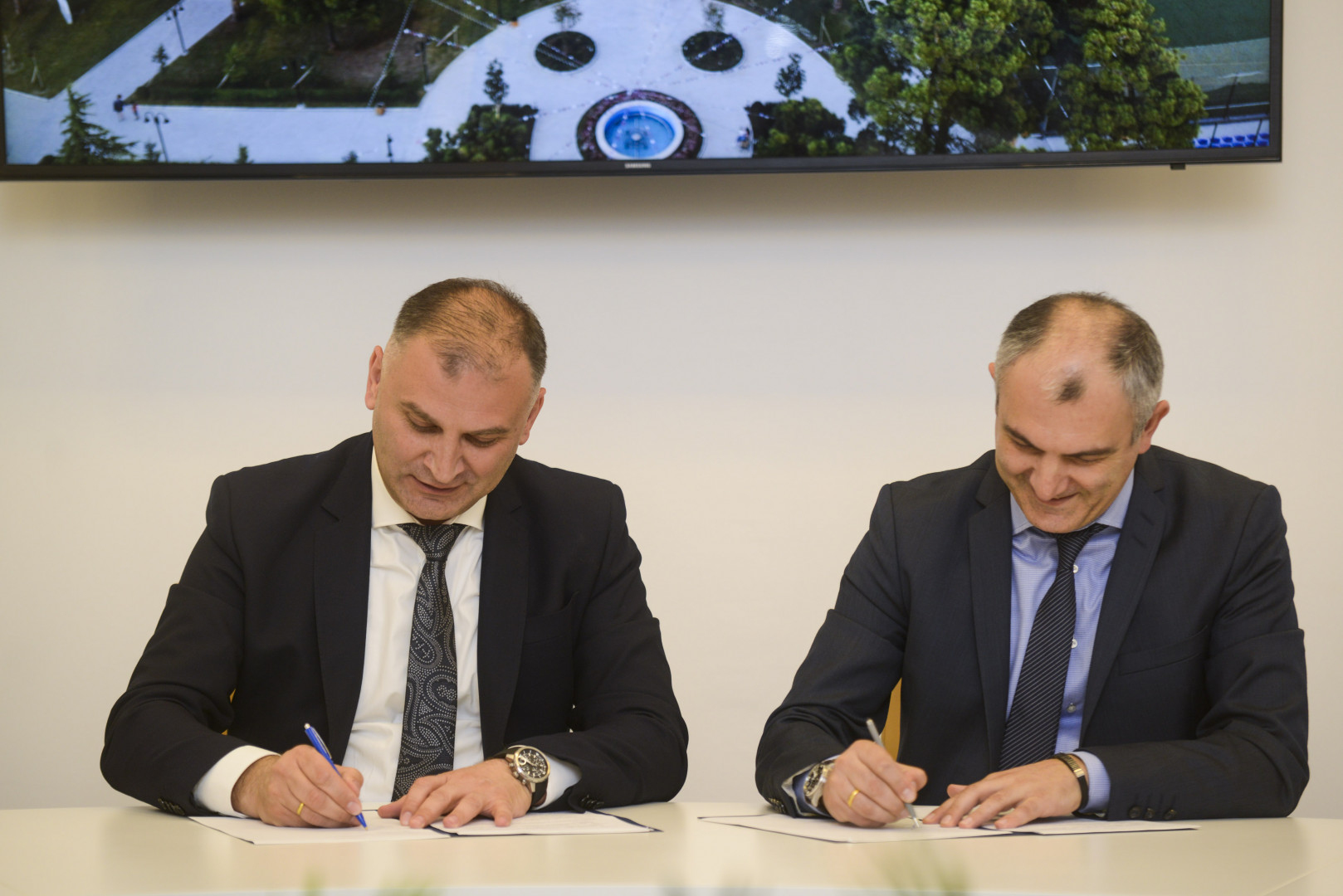 სტრატეგიული თანამშრომლობა კავკასიის უნივერსიტეტსა და საქართველოს ბანკს შორის