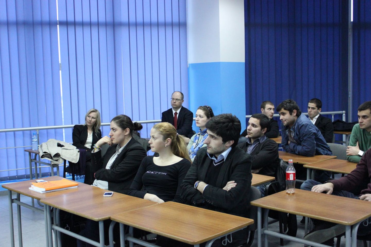 "KPMG"-ის წარმომადგენელები კავკასიის უნივერსიტეტში