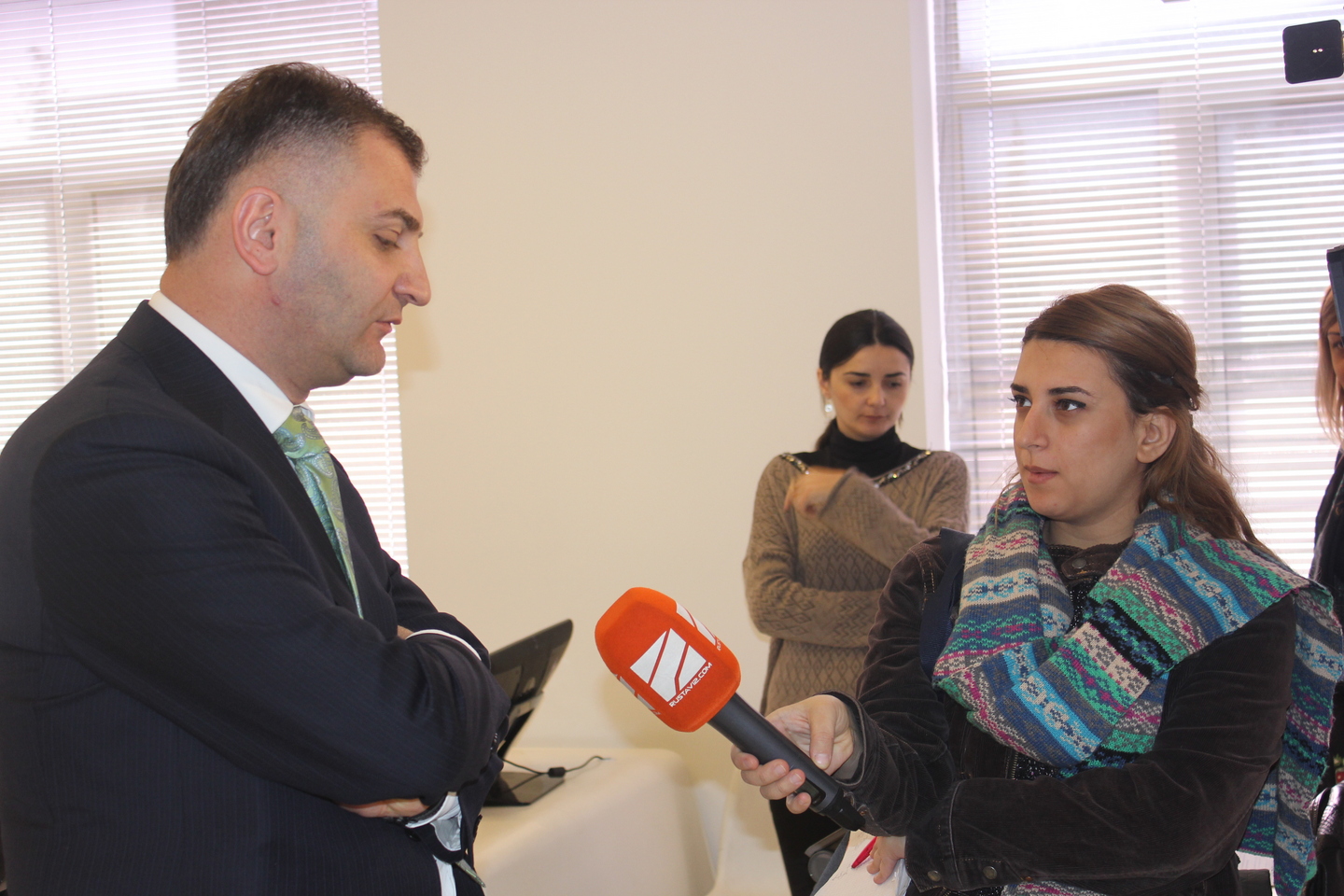 კავკასიის უნივერსიტეტმა პირველი ექსპერიმენტული სკოლის პედაგოგები და მოსწავლეები დააჯილდოვა