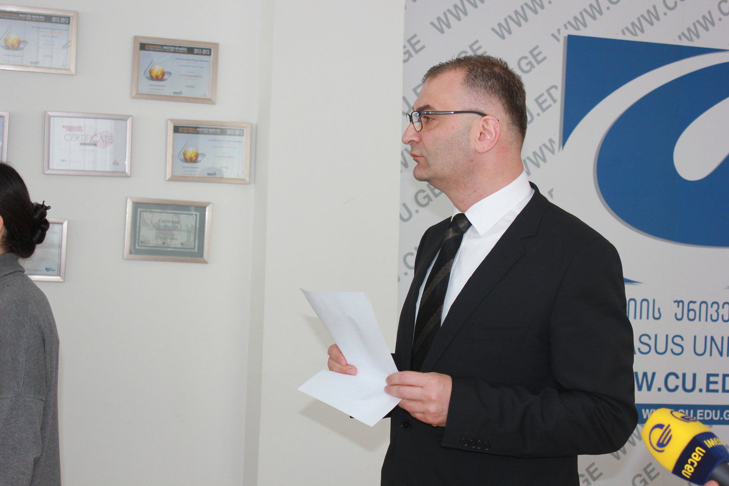 დახმარება მარიუპოლის ბავშვებს