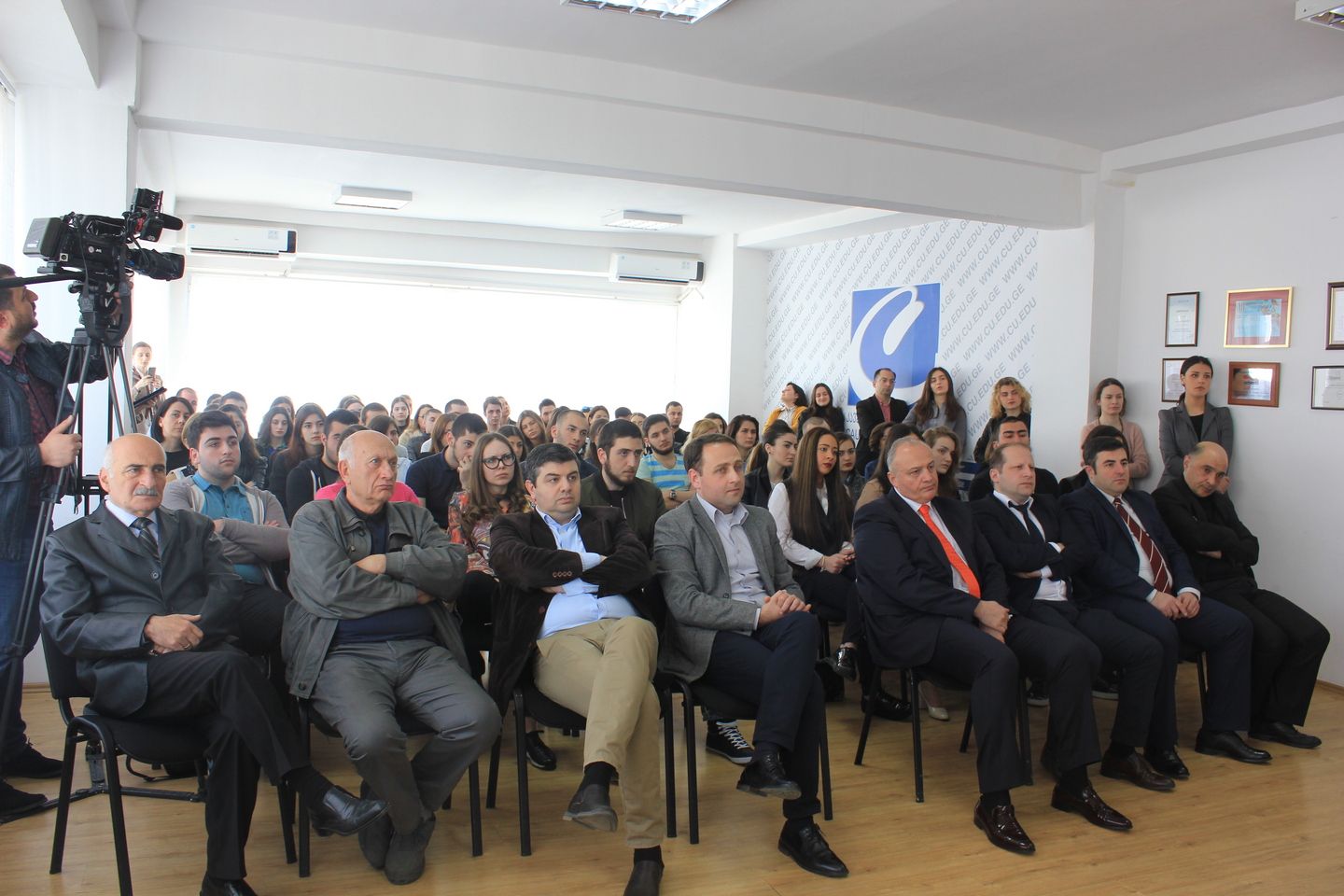 კახი კალაძე სტუმრად კავკასიის უნივერსიტეტში