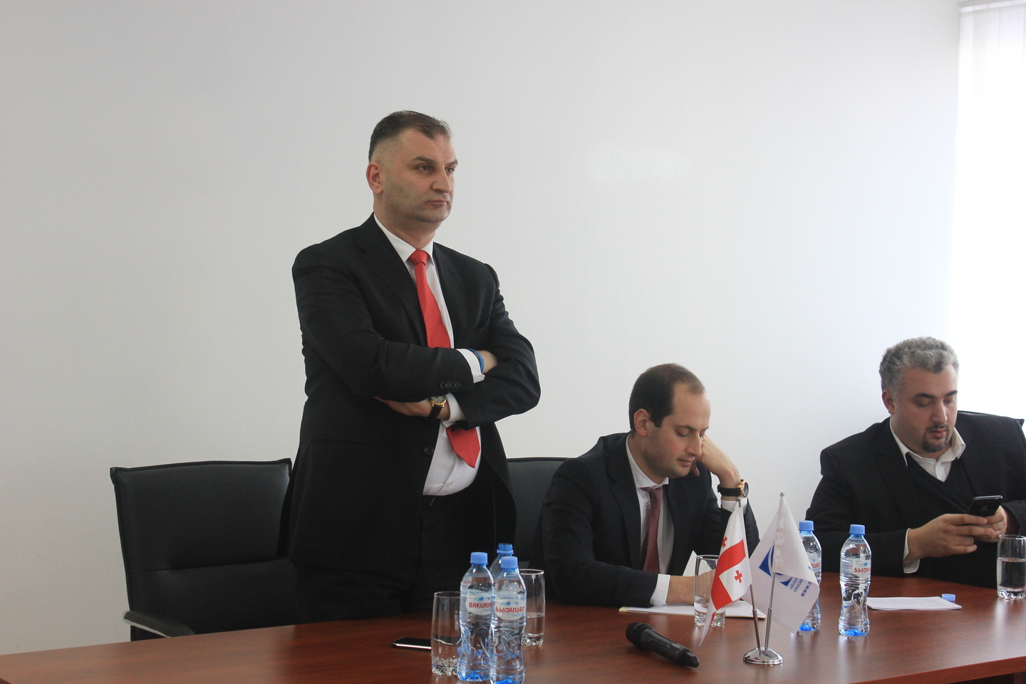 საქართველოს საგარეო საქმეთა მინისტრი კავკასიის უნივერსიტეტის სტუდენტებს შეხვდა