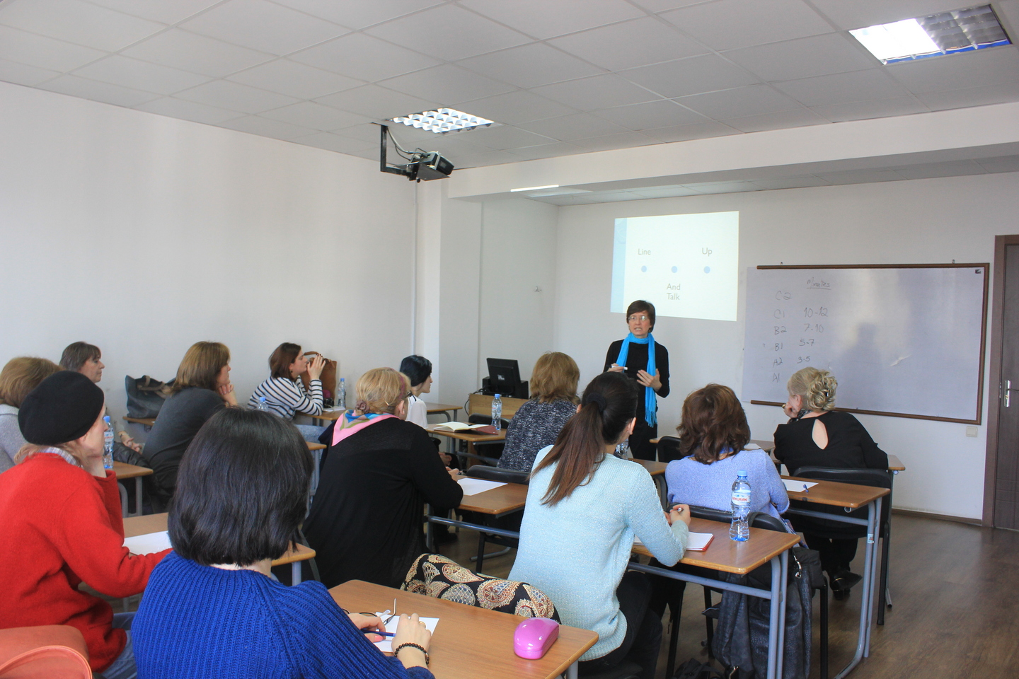 LCC International University-ს პროფესორის ლექციები კავკასიის უნივერსიტეტში