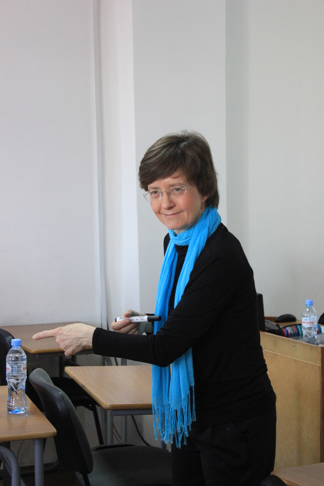 LCC International University-ს პროფესორის ლექციები კავკასიის უნივერსიტეტში